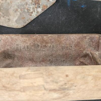 RARE 78' Macklinburg Duncan Level and Drywall Tools