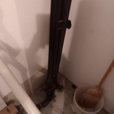 KING SIZE BED FRAME ON CASTERS