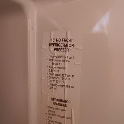 WHITE WESTINGHOUSE FROST FREE GARAGE REFRIGERATOR