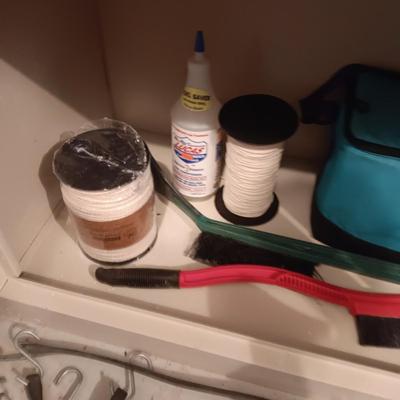 2 OLD CELL PHONES, JACK STAND, BUNGEE CORDS, 2 ROLLS OF TWINE AND MORE