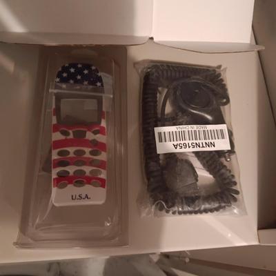 2 OLD CELL PHONES, JACK STAND, BUNGEE CORDS, 2 ROLLS OF TWINE AND MORE