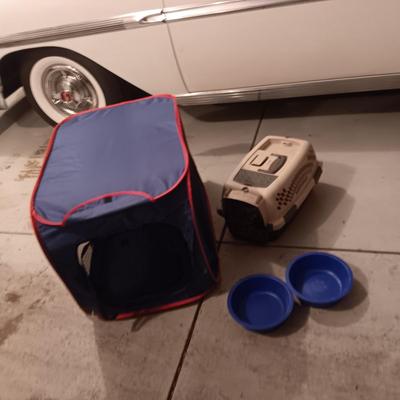 SMALL PET CARRIER, FOOD/WATER DISHES & SOFT SIDED SPORT PET ENCLOSURE