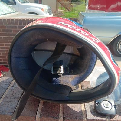 BELL MOTO 4 HELMET, SIDE MIRRORS, HARLEY DAVIDSON SPARK PLUGS