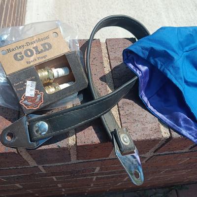 BELL MOTO 4 HELMET, SIDE MIRRORS, HARLEY DAVIDSON SPARK PLUGS