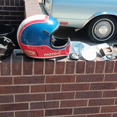 BELL MOTO 4 HELMET, SIDE MIRRORS, HARLEY DAVIDSON SPARK PLUGS