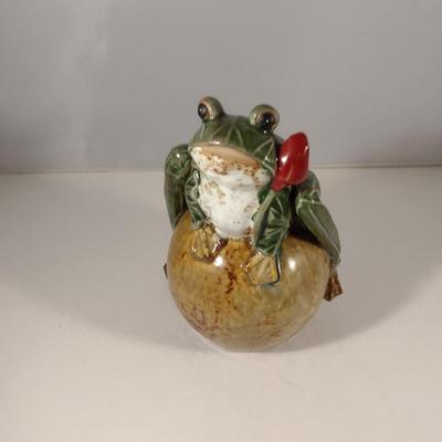 Ceramic Frog with Lotus Flower Figurine
