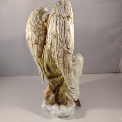 Annunciation Figurine