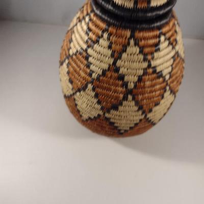 Hand Crafted Zulu Basket with Diamond Design
