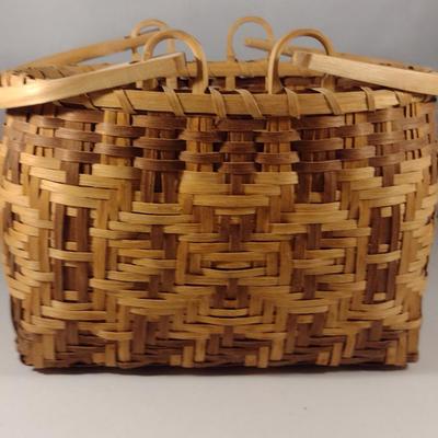 Hand Woven Cherokee Basket with Wooden Handles