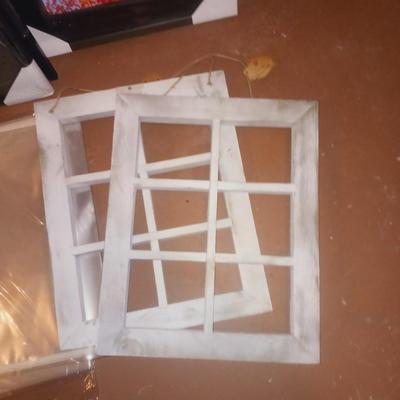PICTURES, FRAMES AND CLEAR PROTECTIVE SLEEVES