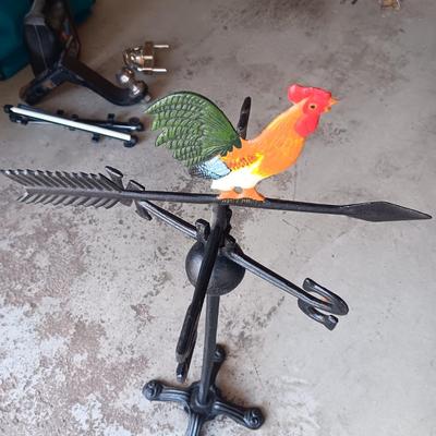 ROOSTER WEATHER VANE