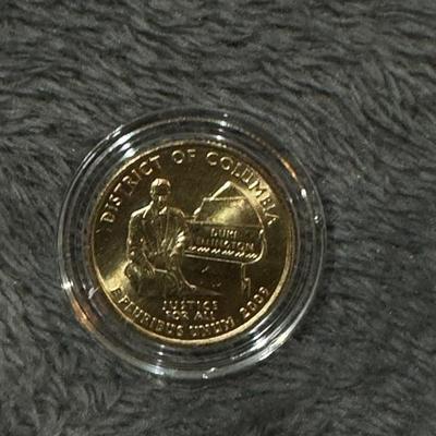 2009 District of Columbia U S gold coin quarter