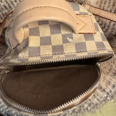 Louis Vuitton summer cream sport back pack