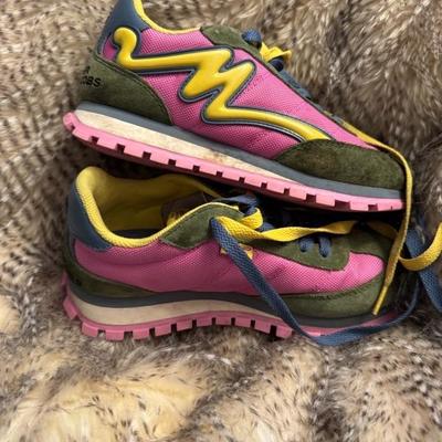 The Jogger Mark Jacobs size 7