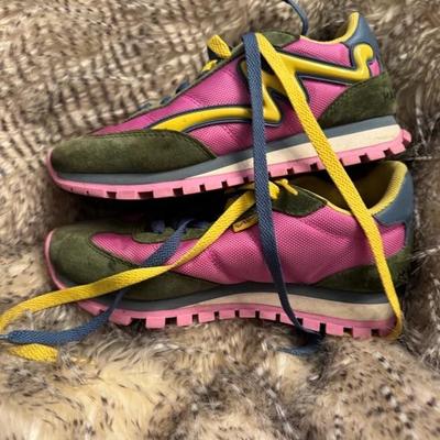 The Jogger Mark Jacobs size 7
