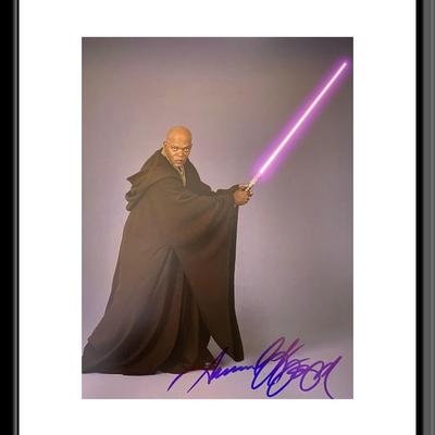 Star Wars Samuel L. Jackson signed movie photo. GFA Authenticated