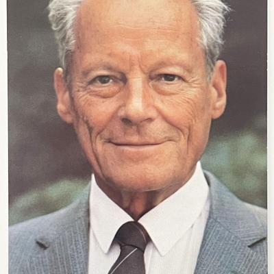 Nobel Prize Dr. Willy Brandt signed photo 