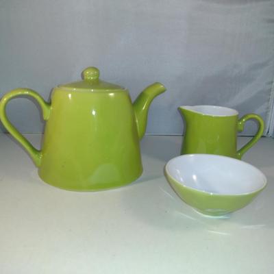 Maxwell and Williams 'Krinkle' Teapot, Creamer, and Sugar Bowl