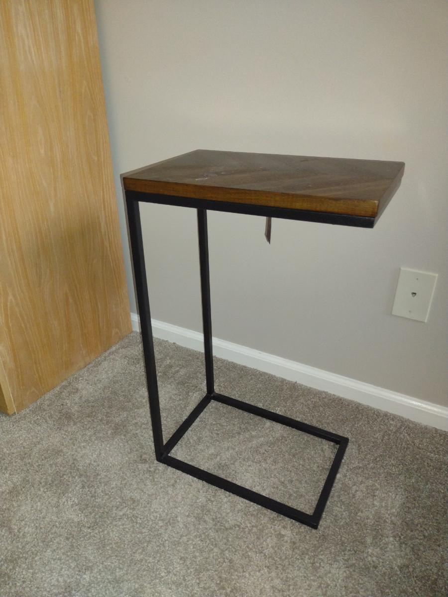 Metal Framed, Wood Top Tainoki 'C' Shaped Side/End Table
