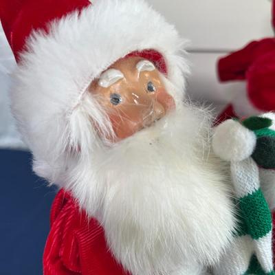 Byers Choice Santa & Mrs. Clause