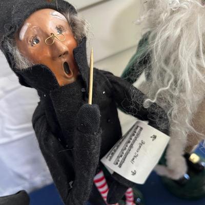 Byers Choice Carolers Lot 2