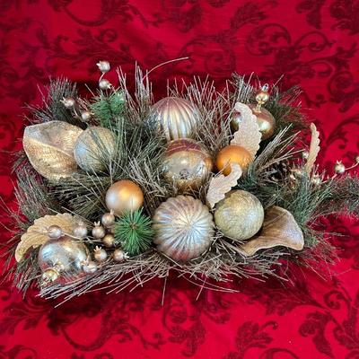 CHRISTMAS DECOR