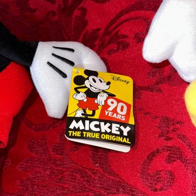 MICKEY AND MINNIE MOUSE PLUSH STUFFED ANIMALS W/TAGS