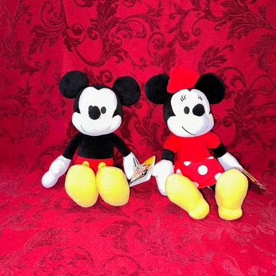 MICKEY AND MINNIE MOUSE PLUSH STUFFED ANIMALS W/TAGS
