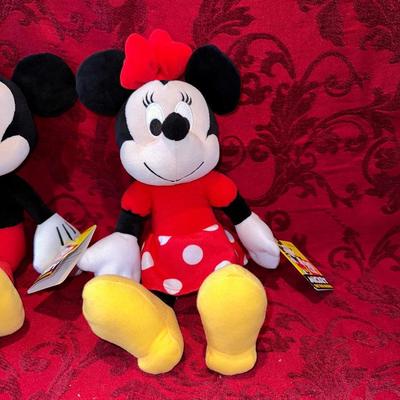 MICKEY AND MINNIE MOUSE PLUSH STUFFED ANIMALS W/TAGS