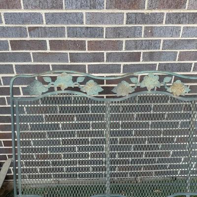 METAL PATIO GLIDER