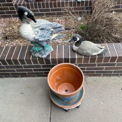 GEESE YARD/GARDEN DECOR AND HAND PAINTED TERRACOTTA PLANTER WITH SAUCER ON PLANT DOLLY
