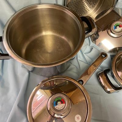 Four Piece Nutri-Stahl Cookware Set