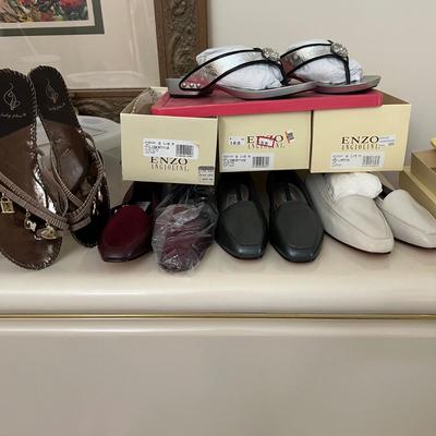 Lot 5 Pairs NWT Women’s Shoes