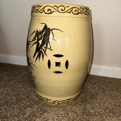 CHINESE HAND PAINTED GARDEN STOOL