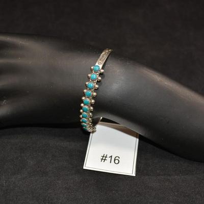 Vintage Sterling Navajo Cuff Bracelet with Turquoise 12.1g
