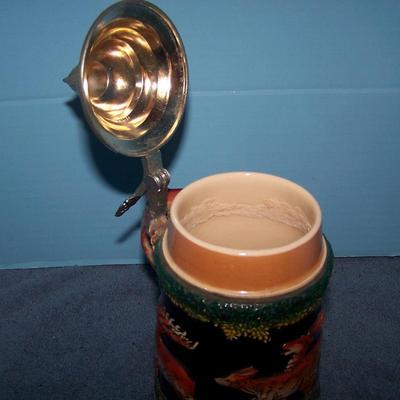 LOT 3 GREAT VINTAGE GERMAN TALL LIDDED STEIN & SMALL CUP