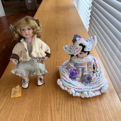 RF COLLECTION PORCELAIN DOLL AND HAND CROCHETED BED PILLOW DOLL