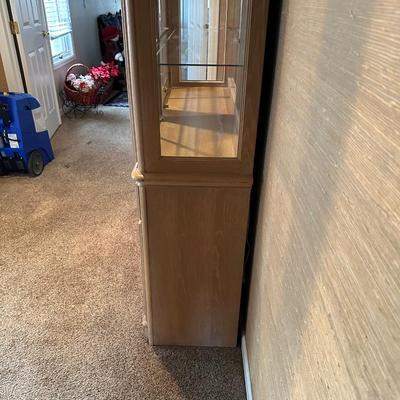 STANLEY FURNITURE LIGHTED CHINA CABINET