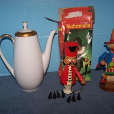 LOT 7 GREAT VINTAGE GERMANY ITEMS 2 SMOKERS COFFEE POT