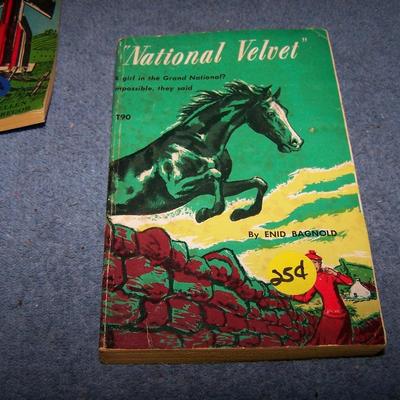 LOT 35 GREAT OLD KIDS' BOOKS