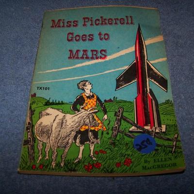 LOT 35 GREAT OLD KIDS' BOOKS