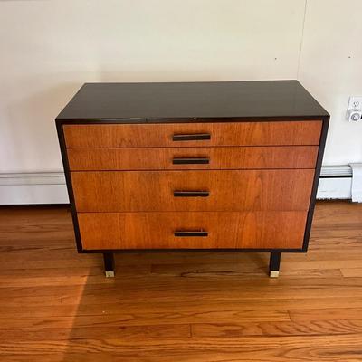 832 Mid Century Modern Harvey Probber Four Drawer Chest