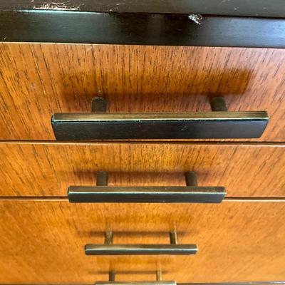 832 Mid Century Modern Harvey Probber Four Drawer Chest