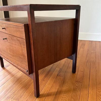 833 Mid Century Modern Exposed Framework Mahogany Stand