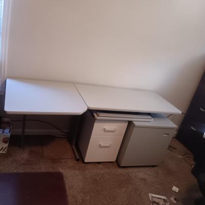 WORKSTATION WITH PULL OUT SHELF, 2 DRAWER FILE CABINET AND 1 DOOR STORAGE CABINET