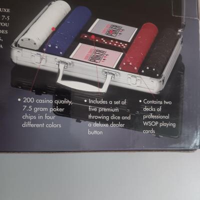 EXCALIBUR PROFESSIONAL 200 7.5 GRAM POKER CHIP SET PLUS DECKS OF CARDS AND THE GAME PIT