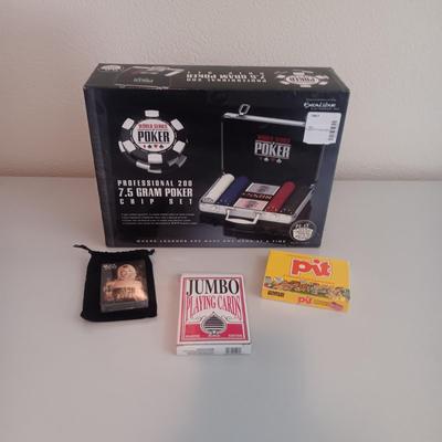 EXCALIBUR PROFESSIONAL 200 7.5 GRAM POKER CHIP SET PLUS DECKS OF CARDS AND THE GAME PIT