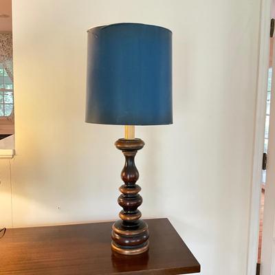 841 Mid Century Modern Wood Turned Lamp