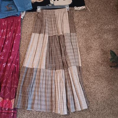 LADIES CHRISTOPHER & BANKS SWEATERS, SKIRTS AND A PAIR OF PANTS
