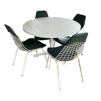 846 Mid Century Modern Outdoor Table and Chair Set by Chromecraft